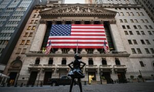 Wall Street cierra con ganancias, crece expectativa de nuevos estímulos fiscales en EU