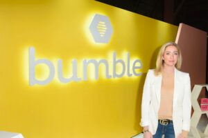 Bumble, aplicación de citas, sube 85% en su debut en la bolsa