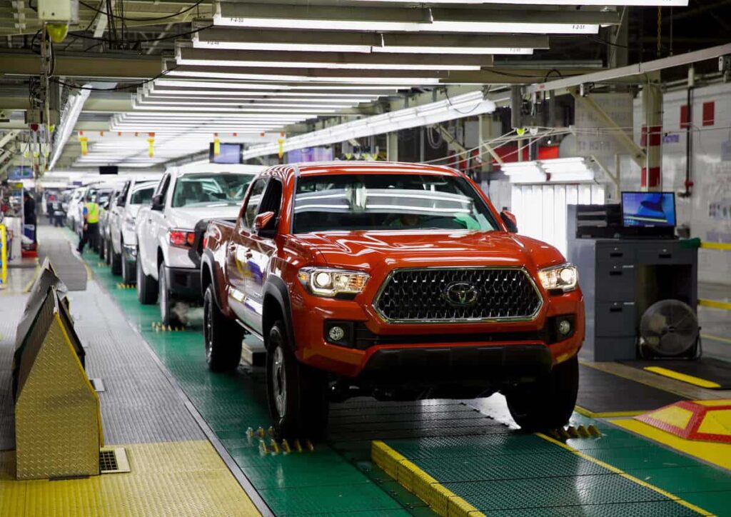 Toyota recorta parte de la producción en EU y México esta semana