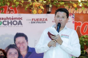 En la foto, Cuauhtémoc Ochoa, diputado federal por Hidalgo
