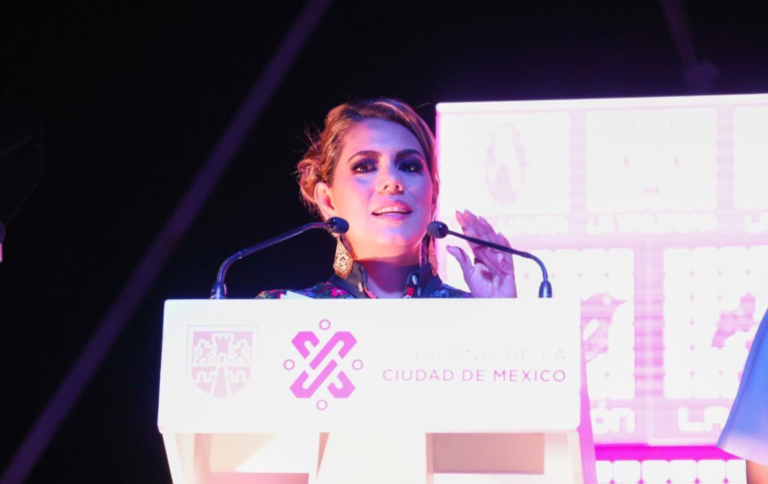 De acuerdo con Evelyn Salgado Pineda las mujeres van adquiriendo mayor participación en los sectores productivos, como es el caso del turístico.