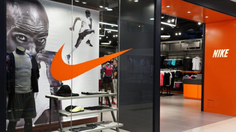 NFT de tenis Nike se vende en 134 mil dólares | Mercados.pres