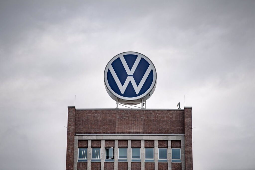 Volkswagen busca liderazgo en la industria automotriz