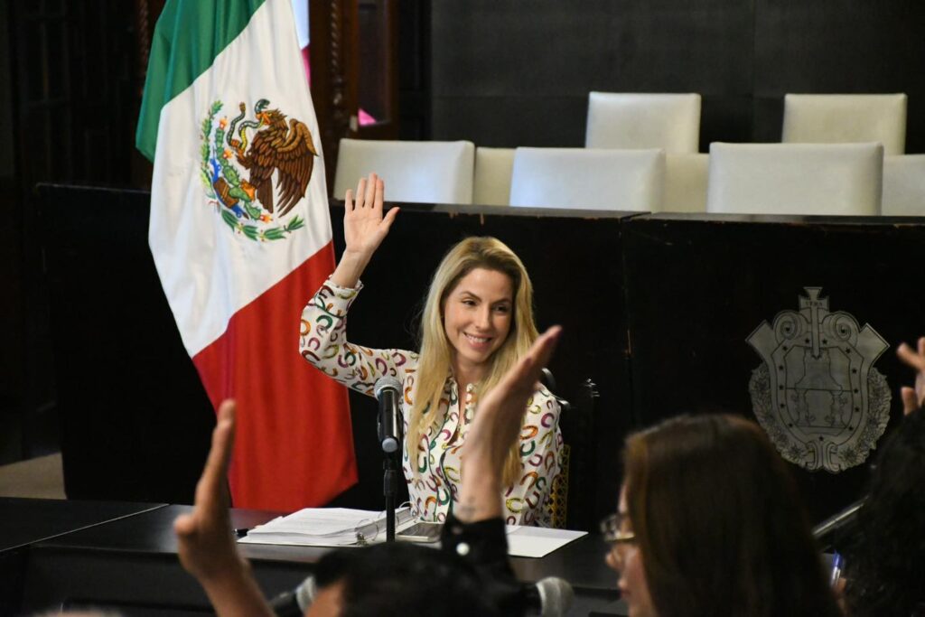 Patricia Lobeira Rodríguez: Veracruz mejora servicios de salud con apoyo privado