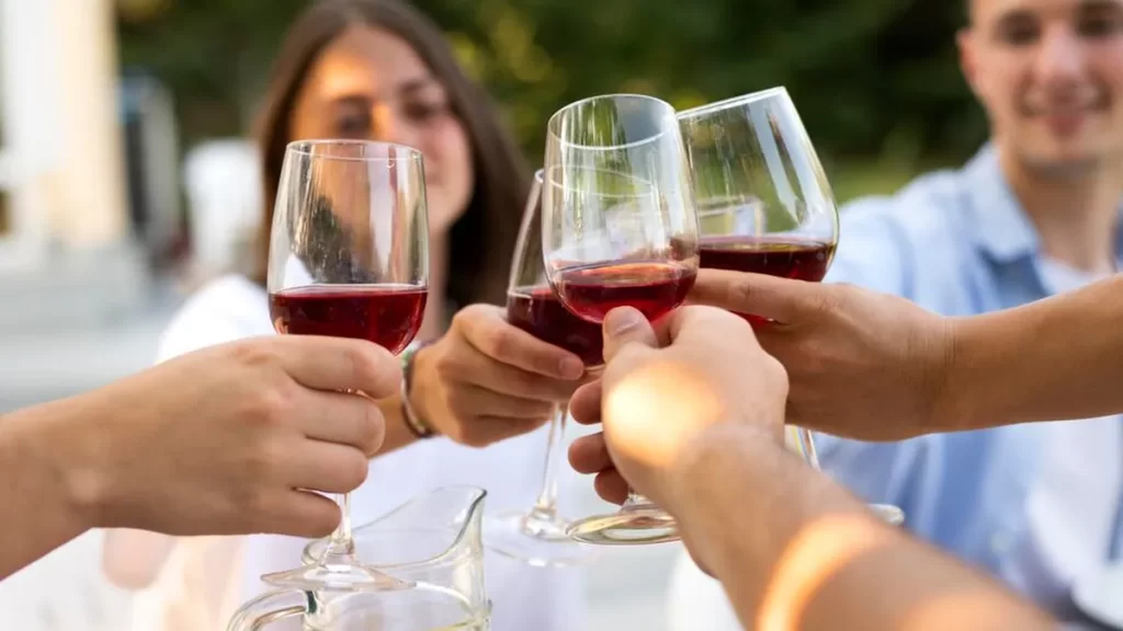 Gabriel Gadsden Carrasco y el auge de vinos entre jóvenes