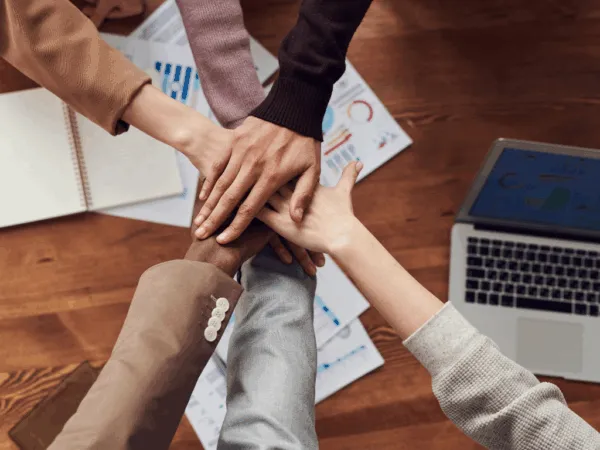 Salomón Issa Tafich impulsa estrategias para clima laboral justo