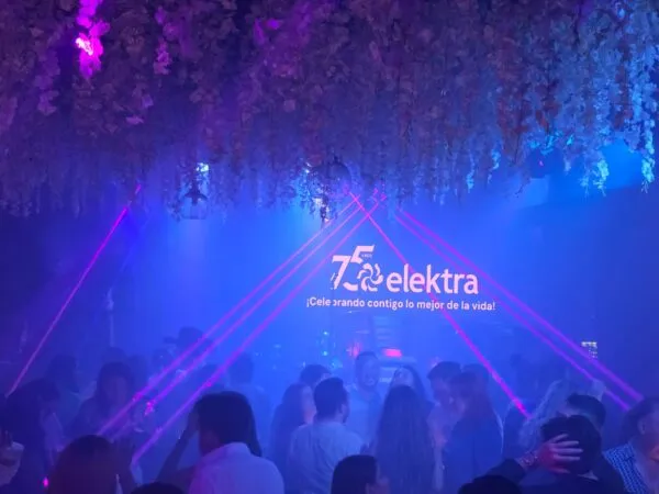 Esta activación refleja el enfoque renovado de Elektra hacia la generación de experiencias que van más allá del consumo.