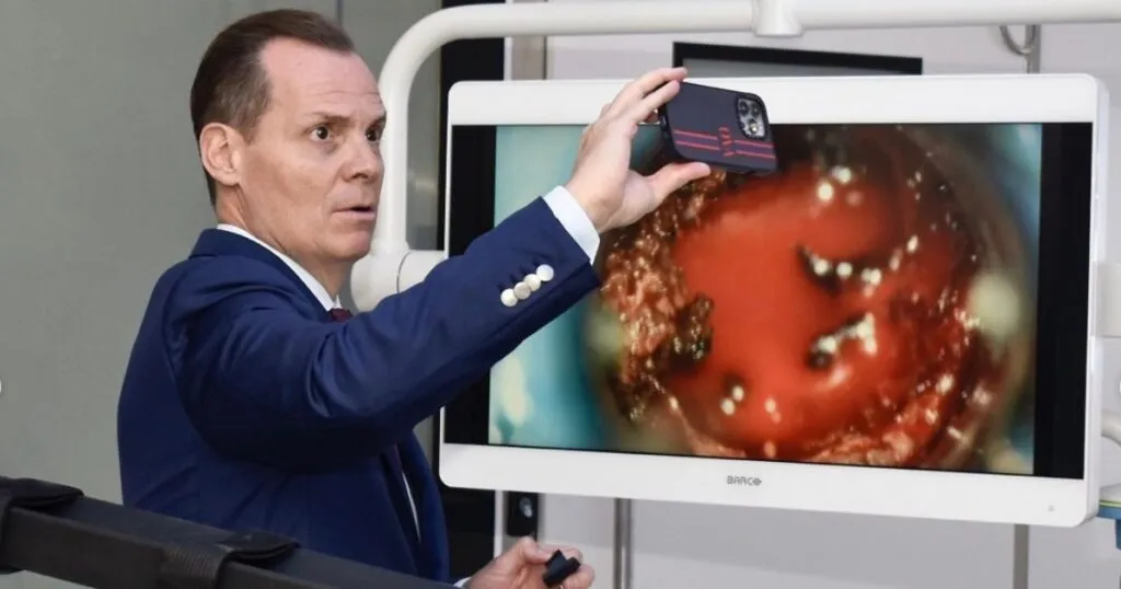 El presidente de Grupo Vazol, Olegario Vázquez Aldir, participó en el Concierto con Causa de la Fundación Duerme Tranquilo.