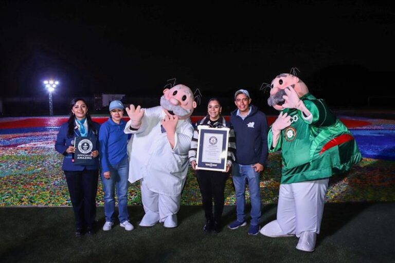 Víctor González Herrera vuelve a destacar a nivel internacional tras la obtención de un nuevo Récord Guinness por la Fundación Dr. Simi.