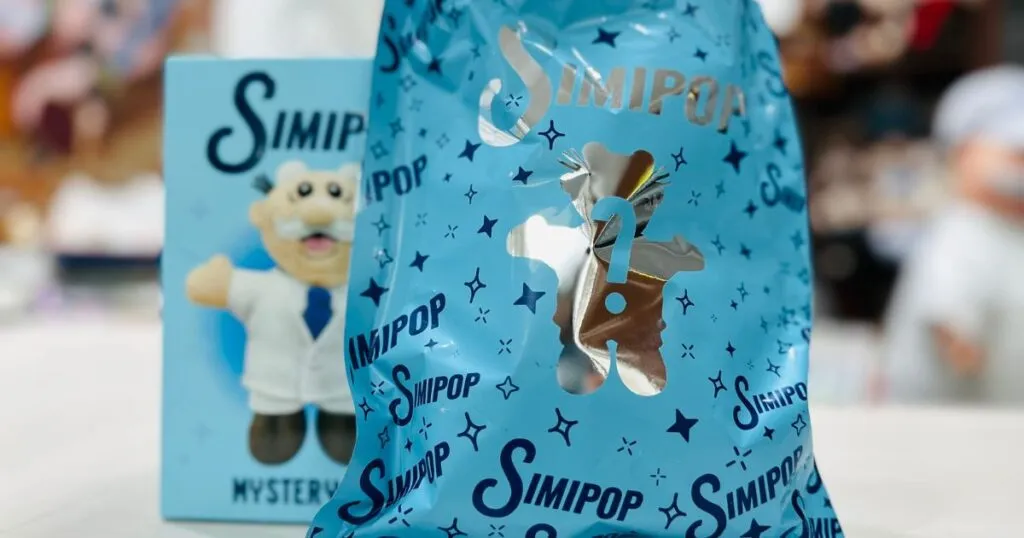 El CEO de Farmacias Similares, Víctor González Herrera, sorprendió a sus seguidores con el lanzamiento de Simi Pop