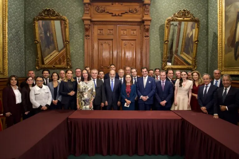 La presidenta Claudia Sheinbaum sostuvo una reunión con los integrantes del Consejo Nacional de Inversiones, entre ellos los empresarios Carlos Slim Helú, Carlos Hank González y Olegario Vázquez Aldir.