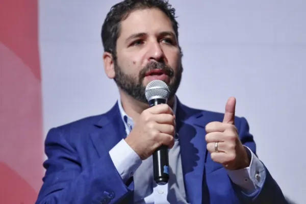 Ariel Picker, CEO de Seguritech, habla sobre resiliencia digital y prevención cibernética empresarial.