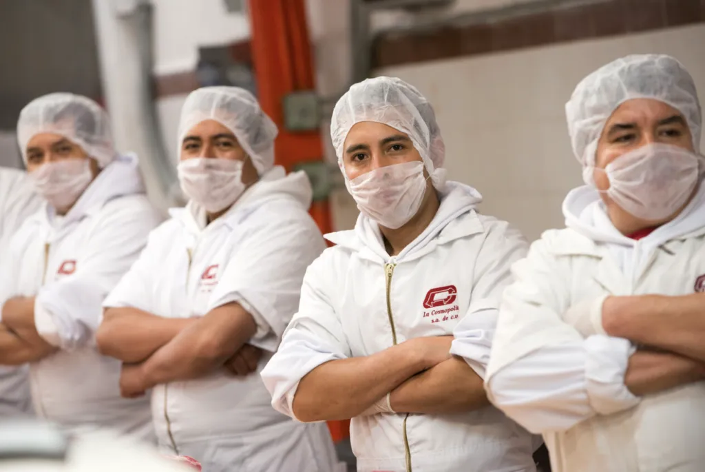 Corporativo Kosmos impulsa estrategia contra el hambre en México.