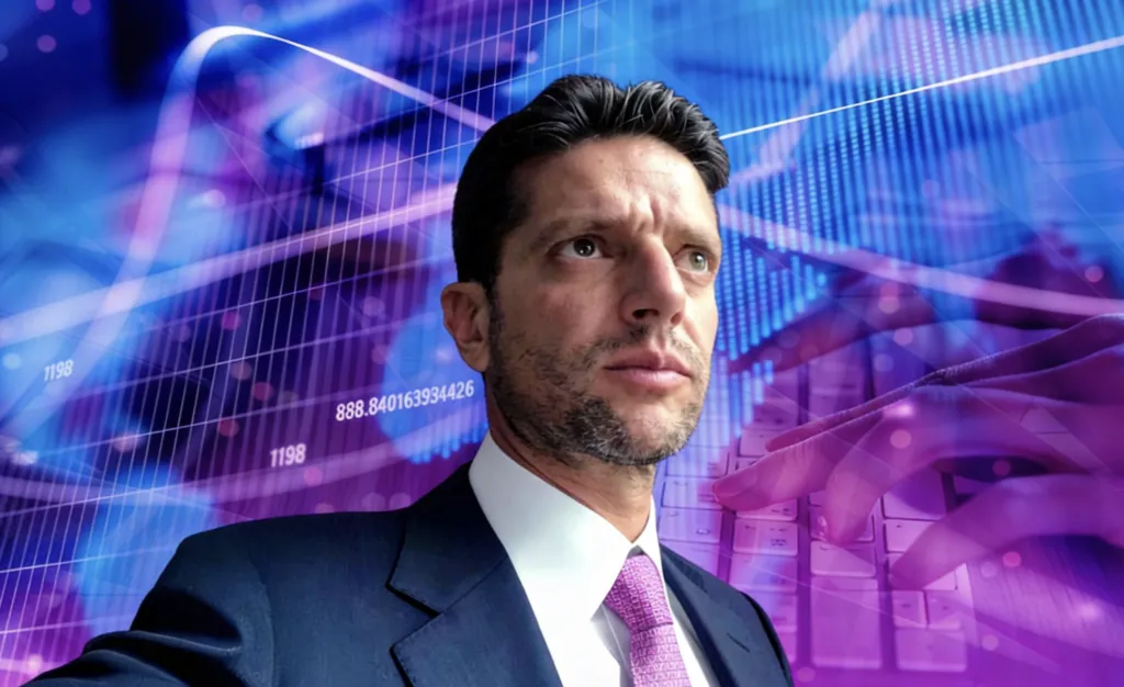 Alexis Nickin Gaxiola describe los datos financieros con IA para inclusión financiera.