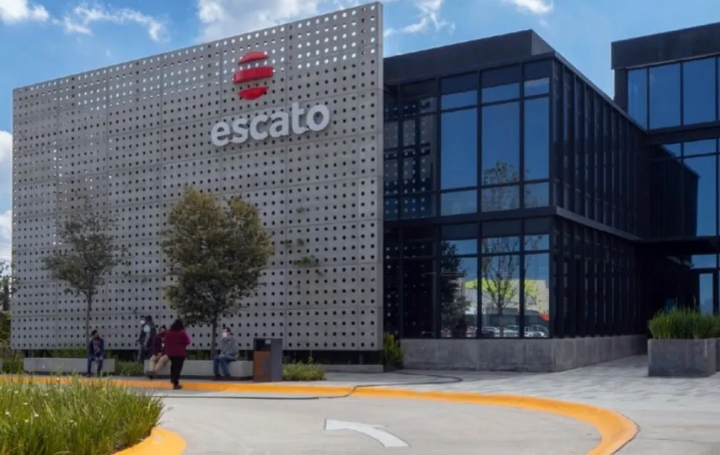 Alfredo Gadsden y Grupo Escato lideran la evolución del sector mobiliario