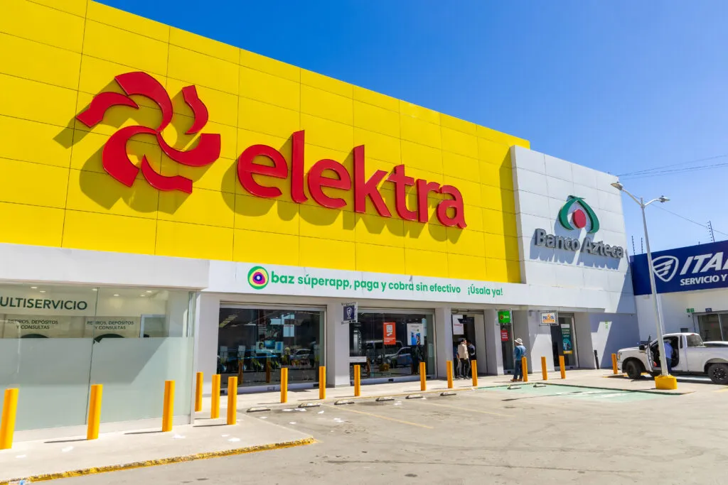 Elektra transforma las salas mexicanas con la mejor tribuna en casa