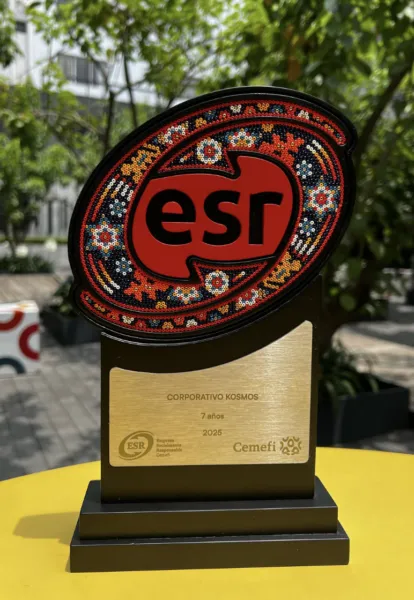 Tras ocho años, Corporativo Kosmos sigue ostentando el distintivo ESR.