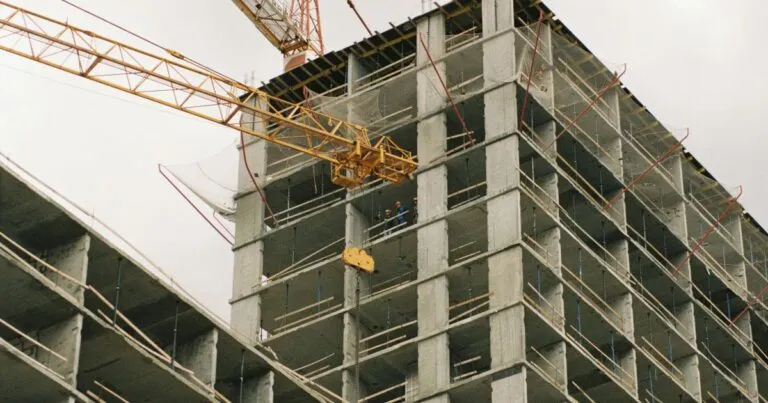Grupo Cass impulsa infraestructura y economía mexicana.